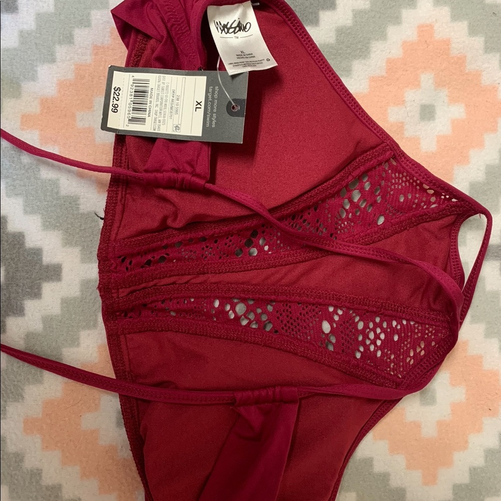 Womens bathing suit / bikini top